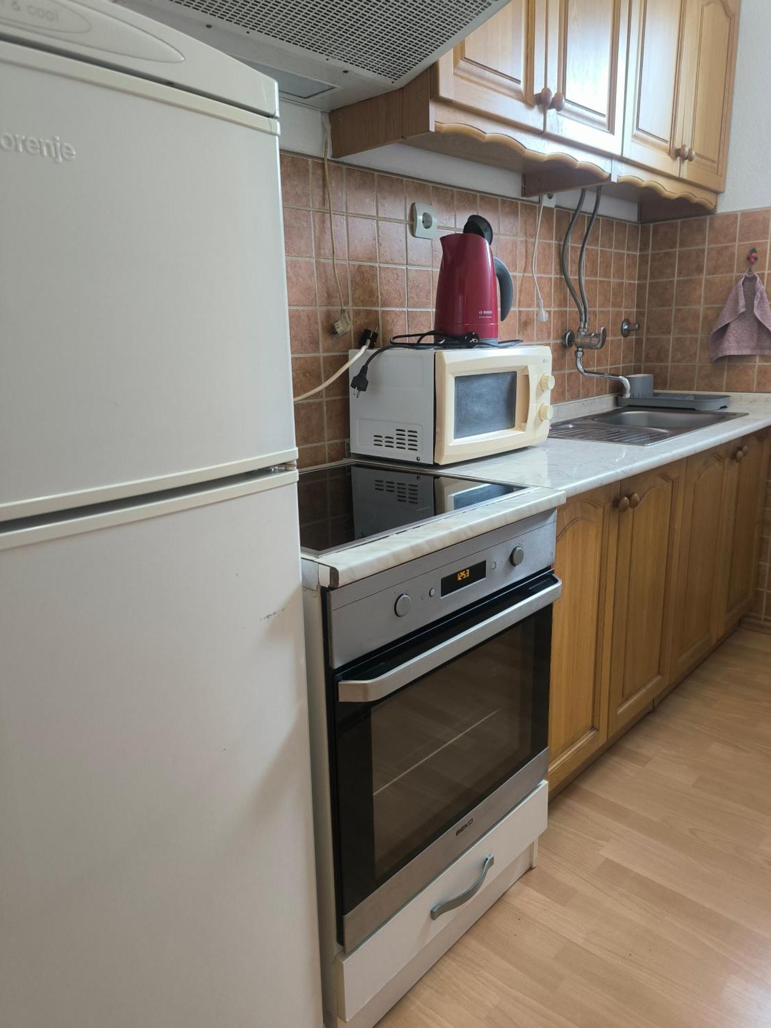 Trosoban Stan U Zenici Apartment Zenica Exterior photo
